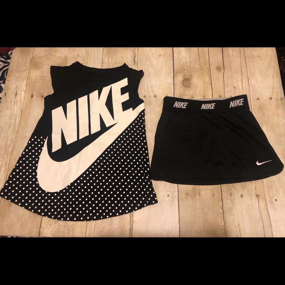 Toddler Girls Nike Shirt and Nike Skirt